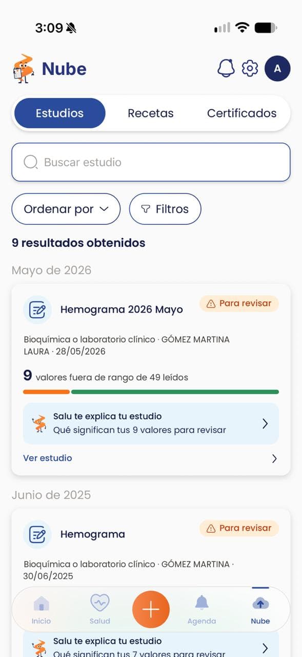 Pantalla Nube de Salutia con los estudios ordenados por fecha, un hemograma con valores para revisar y el botón Salu te explica tu estudio