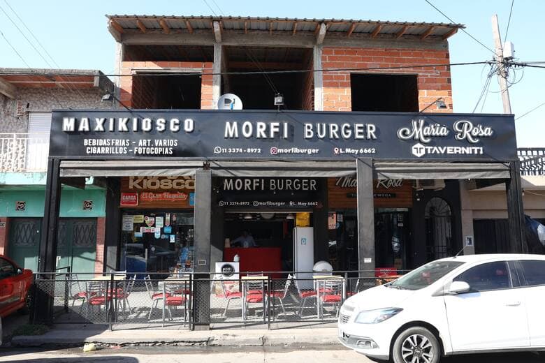 Primer local de Morfi Burger en Dorrego, González Catán
